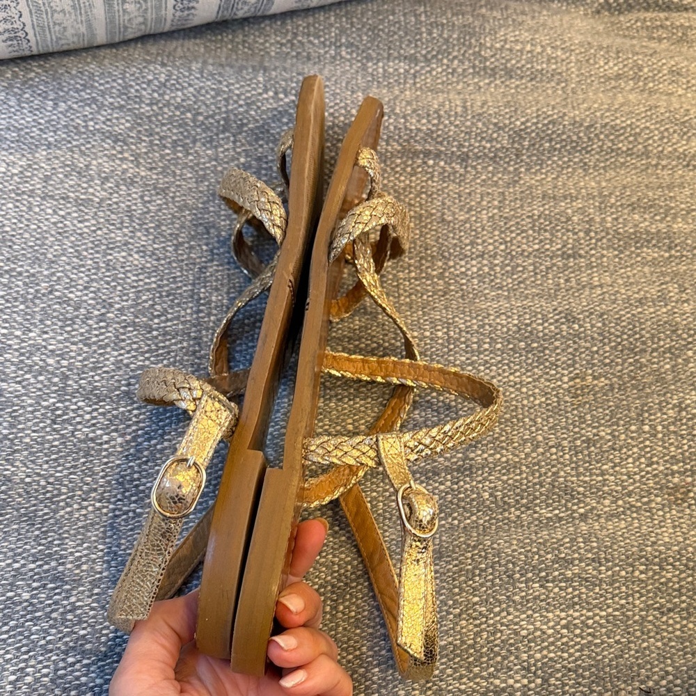 Sezane Adeline Low Gold Sandals Size 11 US - Picture 5 of 8